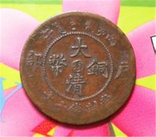 苏青化身治愈系女孩 尽享秋日的悠闲时光|三亿体育官网