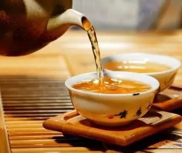 英利太阳能宣布董事会变更王向东辞去执行董事职务|三亿体育手机
